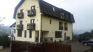 Pensiunea Mariuca - Şarul Dornei