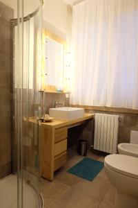 Chambre Lit King-Size avec Balcon
