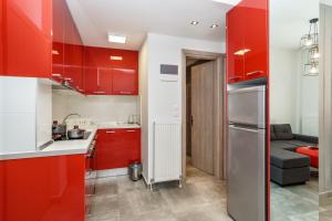 White Tower Apartment Group Mesitiki