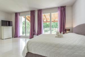 Pool & Garden Villa Lelia