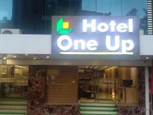 Hotel One Up