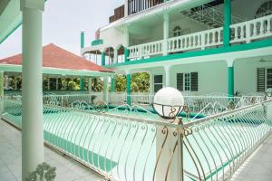 Diamond Villa & Suites