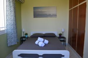 Monte Caputo Holiday House