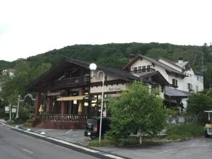 白樺湖榮園 - Chino