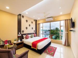 Central Courtyard Boutique Hotel