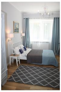 Blue Marine Home