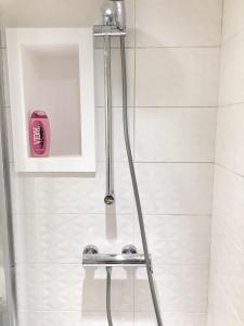 Appartements Homelivia, Appart FRIDA, mezzanine, deco raffinee et balcon : photos des chambres