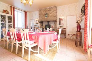 Maisons d'hotes La Maison De La Fontaine, Le Beny Bocage : photos des chambres