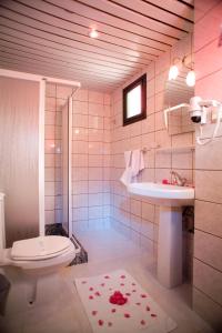 One-Bedroom Suite - Free Air Conditioning room in Kleopatra Tower Suite Hotel