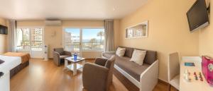 Junior Suite with Sea View room in Gran Hotel Delfin