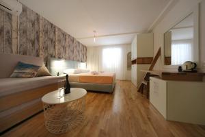 Central Apartments Integrated Hotel 