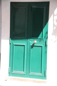 Single Room with Private External Bathroom