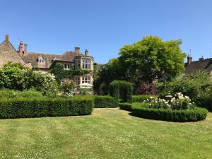 4 star pension B and B at Witney House Witney Great Britain