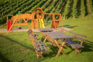 Tourist Farm Rooms Lovrec 