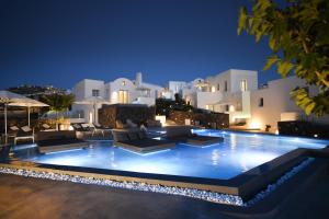 Nova Luxury Suites Santorini Greece