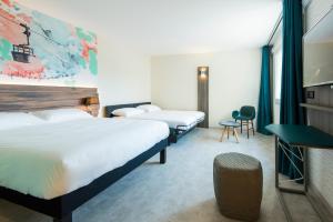 Hotels Ibis Styles Sallanches Pays du Mont-Blanc : Suite Familiale Standard avec 1 Lit Double et 1 Canapé