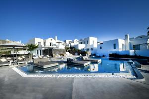 Nova Luxury Suites Santorini Greece