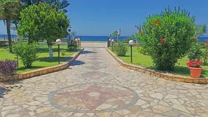 Raptis Apartments - Ligia