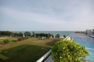 Mosaic CondominiumA62M by malai