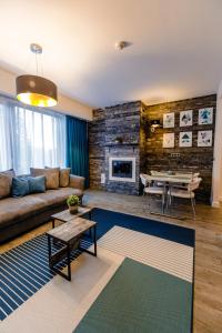 Pine Woods Apartment A27 in Silver Mountain