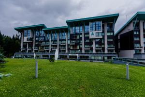 Pine Woods Apartment B35 in Silver Mountain