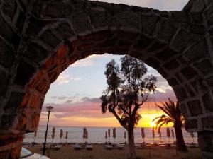 To Kastro Halkidiki Greece