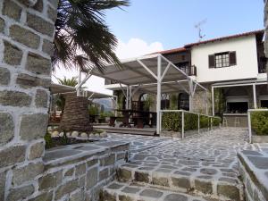 To Kastro Halkidiki Greece