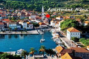 Apartment Alena with terrace and garden Center Jelsa