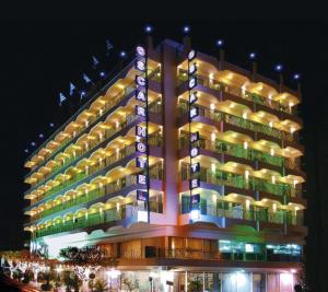 Athens Oscar hotel, 
Athens, Greece.
The photo picture quality can be
variable. We apologize if the
quality is of an unacceptable
level.