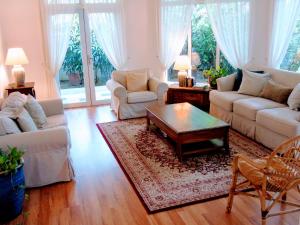 Rumah Putih B&B Sepang - KLIA 1&2