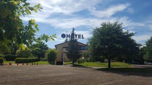2 star hotell Le Mont Brouilly Quincié-en-Beaujolais Prantsusmaa