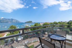 Luxury Seaside Apartments