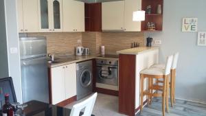 Sun Coast Apartment