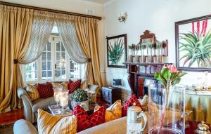 Goble Palms Guest Lodge & Urban Retreat