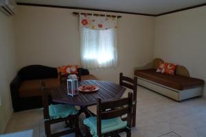Haus Platanos Apartments & Bungalows by the Sea Halkidiki Greece