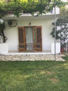 ntinas house Lefkada Greece