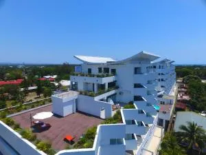 The Streamliner Hotel Apartment - Andranokoditra