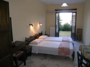 Elektra Apartments & Studios