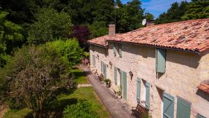 Maisons de vacances Gite la Maison de la Pimpine Lignan de Bordeaux : photos des chambres