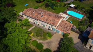 Maisons de vacances Gite la Maison de la Pimpine Lignan de Bordeaux : photos des chambres