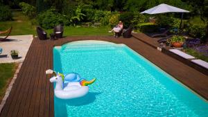 Maisons de vacances Gite la Maison de la Pimpine Lignan de Bordeaux : photos des chambres