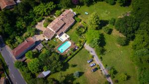 Maisons de vacances Gite la Maison de la Pimpine Lignan de Bordeaux : photos des chambres