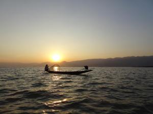 Sandhya Guest House Varanasi Near Ganga River