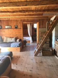 Cherz Romantic House