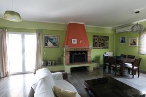 Charas Private Villa with Swimming Pool & jacuzzi