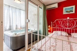 Luxury apartment Antonia with jacuzzi