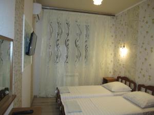 Twin Room with Private Bathroom room in Guest House Monika