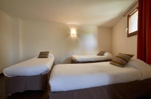 Hotels Logis Des Trois Massifs : Chambre Familiale