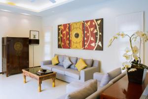 Two Bedroom Oriental Villa Nai Harn