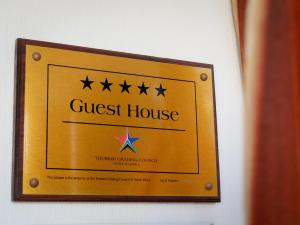 Pictures Guest House Boutique Hotel